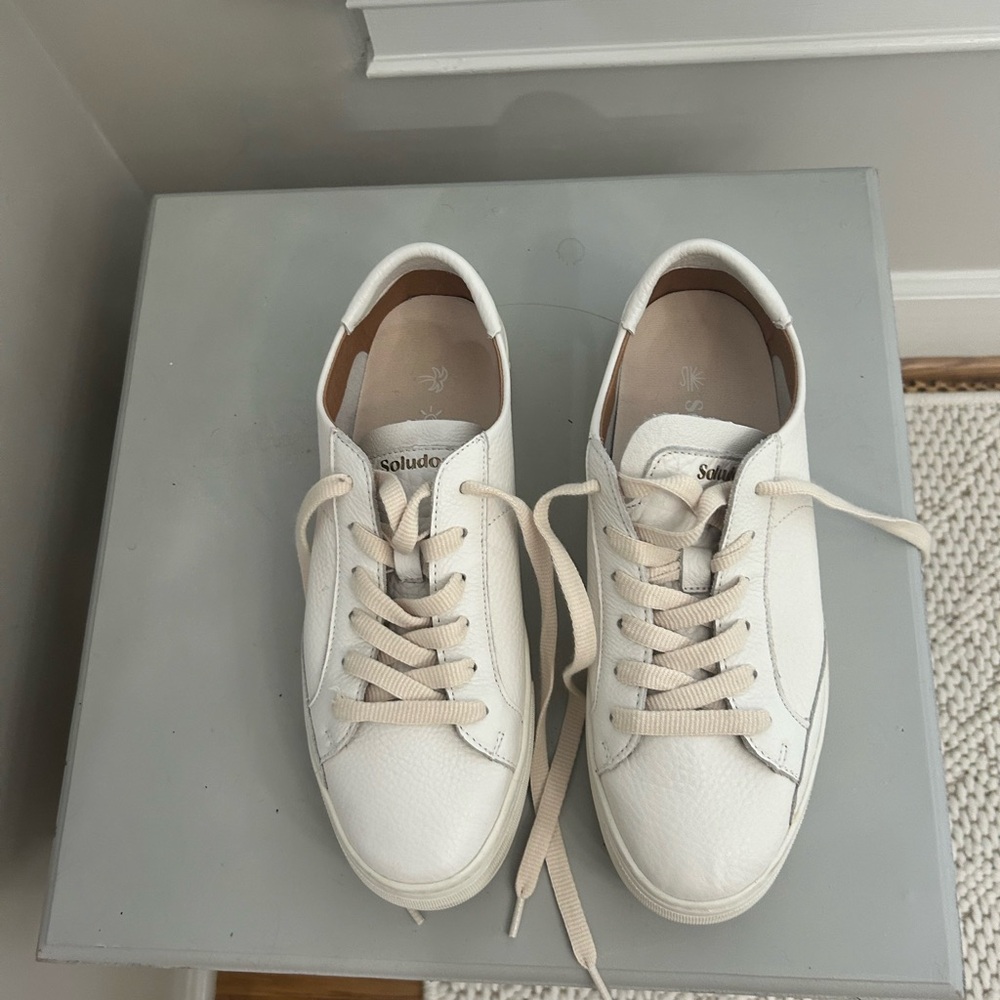 Women’s Soludus platform sneaker